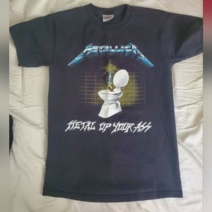 Men's Metallica band tshirt, size Small